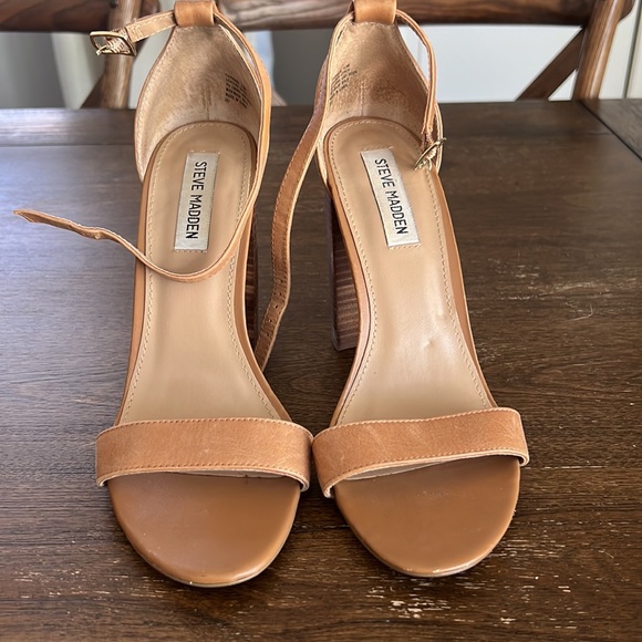 Camel Steve Madden Heels Size 9 - Picture 3 of 5